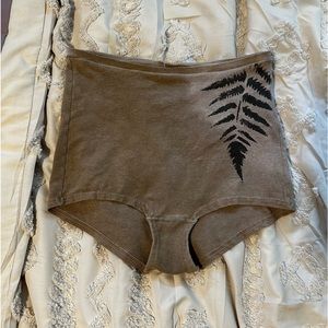 Wild Harvest Studio XS high rise undies organic hemp/cotton